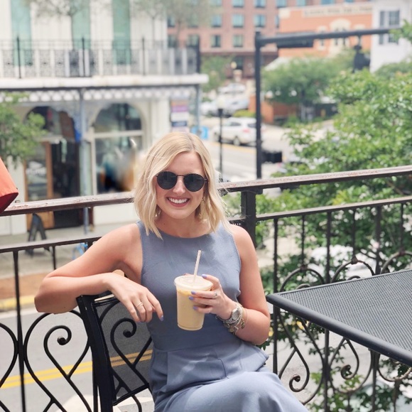 Meet your Posher, Valerie - Picture 5 of 5